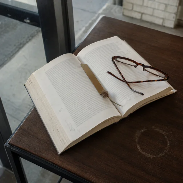 A book-club edition arranged with a pencil and reading notes